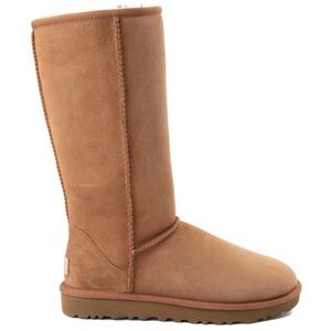UGG CLASSIC TALL BOOT IN CHESTNUT